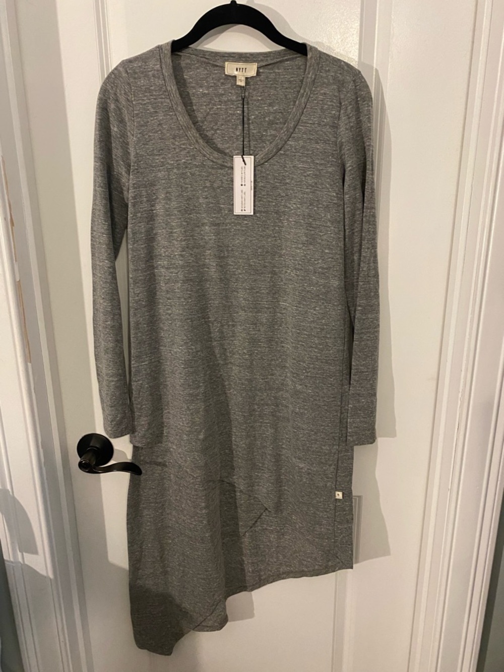 NWT NYTT Gray Asymmetric V-Neck Jersey Dress - Picture 3 of 10
